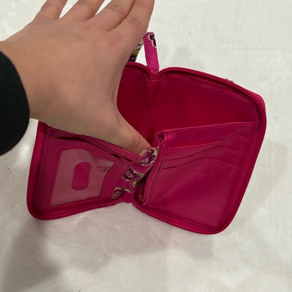 VERA BRADLEY Foldable Zip Around Wristlet Wallet Pink Very Berry Paisley Pattern - Picture 5 of 6